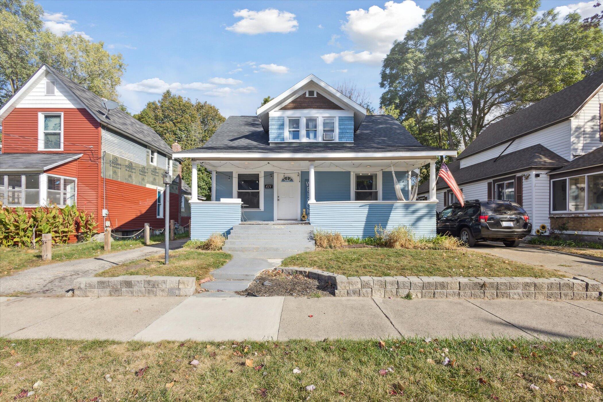 Oakhill St, Grand Rapids, MI 49507