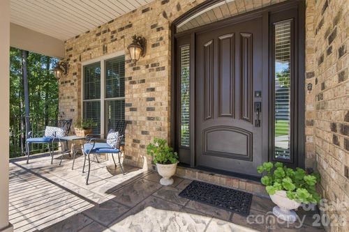 7365 Thornblade Court, Denver, NC, 28037 | Card Image