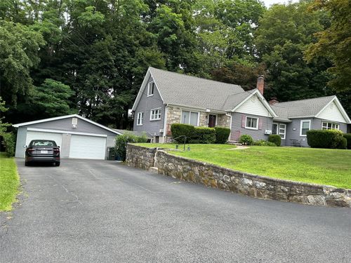 30 Lakeview Ter, Mahopac, NY, 10541-1639 | Card Image