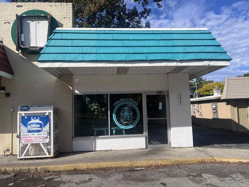 124 Cochlin St, Traverse City, MI, 49686-2954 | Card Image