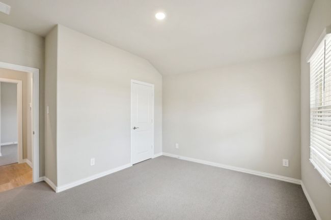 Photo is not of the actual home, but is an inspirational photo of builder’s model home and may depict options, furnishings, and/or decorator features that are not included. | Image 20