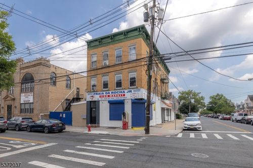 265 2nd St, Elizabethport, NJ, 07206-2073 | Card Image