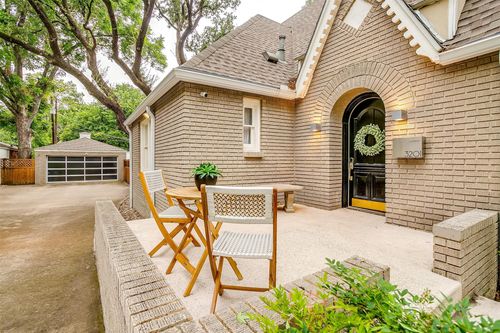 3201 Lamesa Pl, Fort Worth, TX, 76109-2961 | Card Image