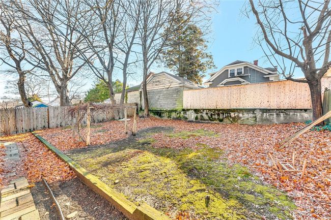 132 Pidge Ave, Home with 3 bedrooms, 3 bathrooms and null parking in Pawtucket RI | Image 27