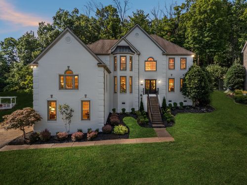 9442 Foothills Dr, Brentwood, TN, 37027-8634 | Card Image
