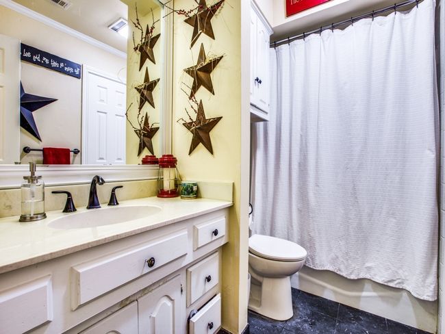 7204 Canongate Dr, House other with 4 bedrooms, 3 bathrooms and null parking in Dallas TX | Image 18
