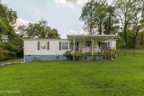 415 Hollingsworth Cir, Clinton, TN, 37716-2300 | Card Image