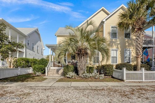 233 Silver Sloop Way, Carolina Beach, NC, 28428-4042 | Card Image