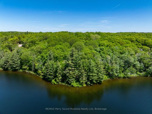 21 Wee-Ge-Wa Road, Seguin, ON, P2A0B2 | Card Image