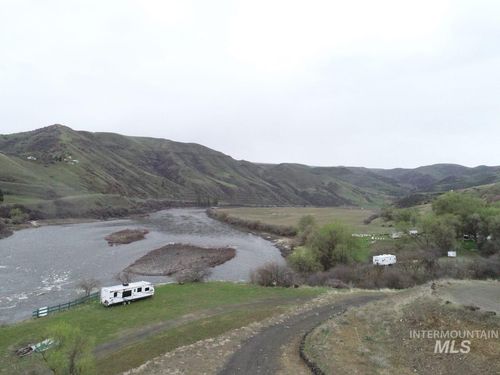 124 White Bird Rd, White Bird, ID, 83554-5009 | Card Image