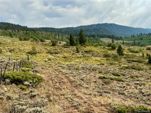 76 Cr-1301, Kremmling, CO, 80459 | Card Image