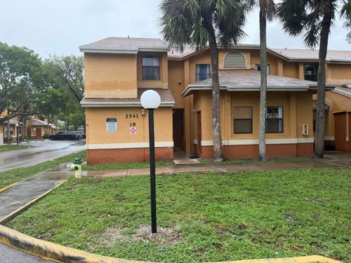 1-19-2541 Nw 56th Ave, Lauderhill, FL, 33313-2572 | Card Image