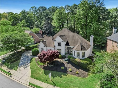 9170 Nesbit Lakes Dr, Alpharetta, GA, 30022-4030 | Card Image