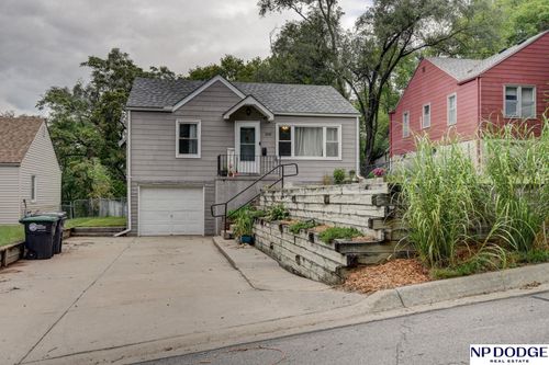 3164 Ida St, Omaha, NE, 68112-3039 | Card Image