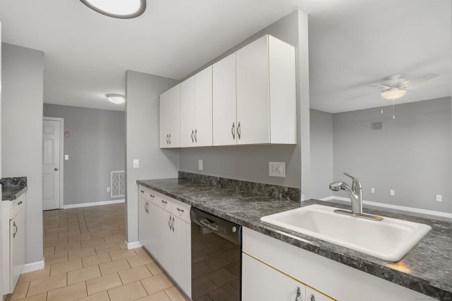 155 - 155 Breakers Ln, Condo with 1 bedrooms, 2 bathrooms and 1 parking in Stratford CT | Image 13