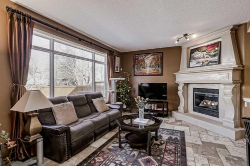66 Copperfield Close Se, Calgary, AB, T2Z4L2 | Card Image