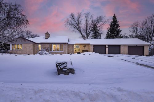 501 Drillane Rd, Hopkins, MN, 55305-4664 | Card Image