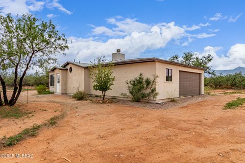 5900 S Kelly Ln, Hereford, AZ, 85615-8926 | Card Image