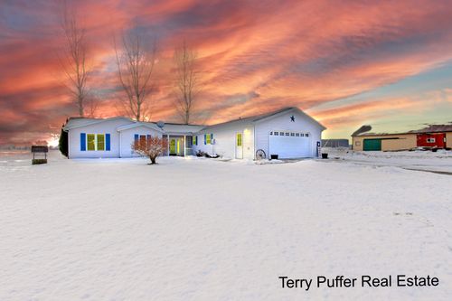 1497 Grand River Ave, Ionia, MI, 48846-9445 | Card Image