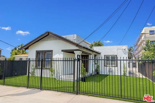 1109 Exposition Blvd, Los Angeles, CA, 90007 | Card Image