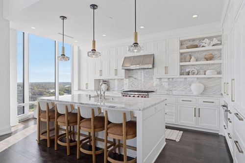 unit-26c-1111 W River Pkwy, Minneapolis, MN, 55415-7536 | Card Image