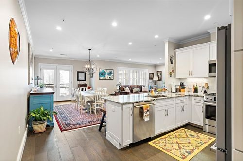 302-175 North Ave, Wakefield, MA, 01880-3251 | Card Image