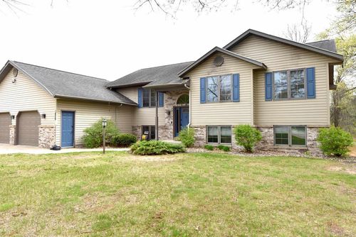 1609 Burch Circle Dr, Necedah, WI, 54646-8257 | Card Image