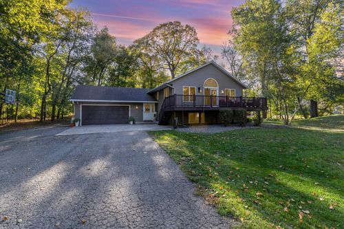 4161 Raven St, New Prague, MN, 56071-9746 | Card Image