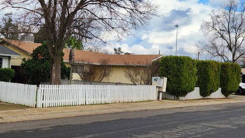 2332 Venus Way, Redding, CA, 96002-3042 | Card Image