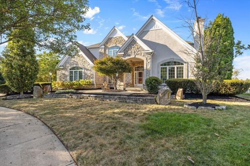 6658 Traquair Pl, Dublin, OH, 43016-8697 | Card Image