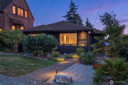 3445 60th Ave Sw, Seattle, WA, 98116-3010 | Card Image