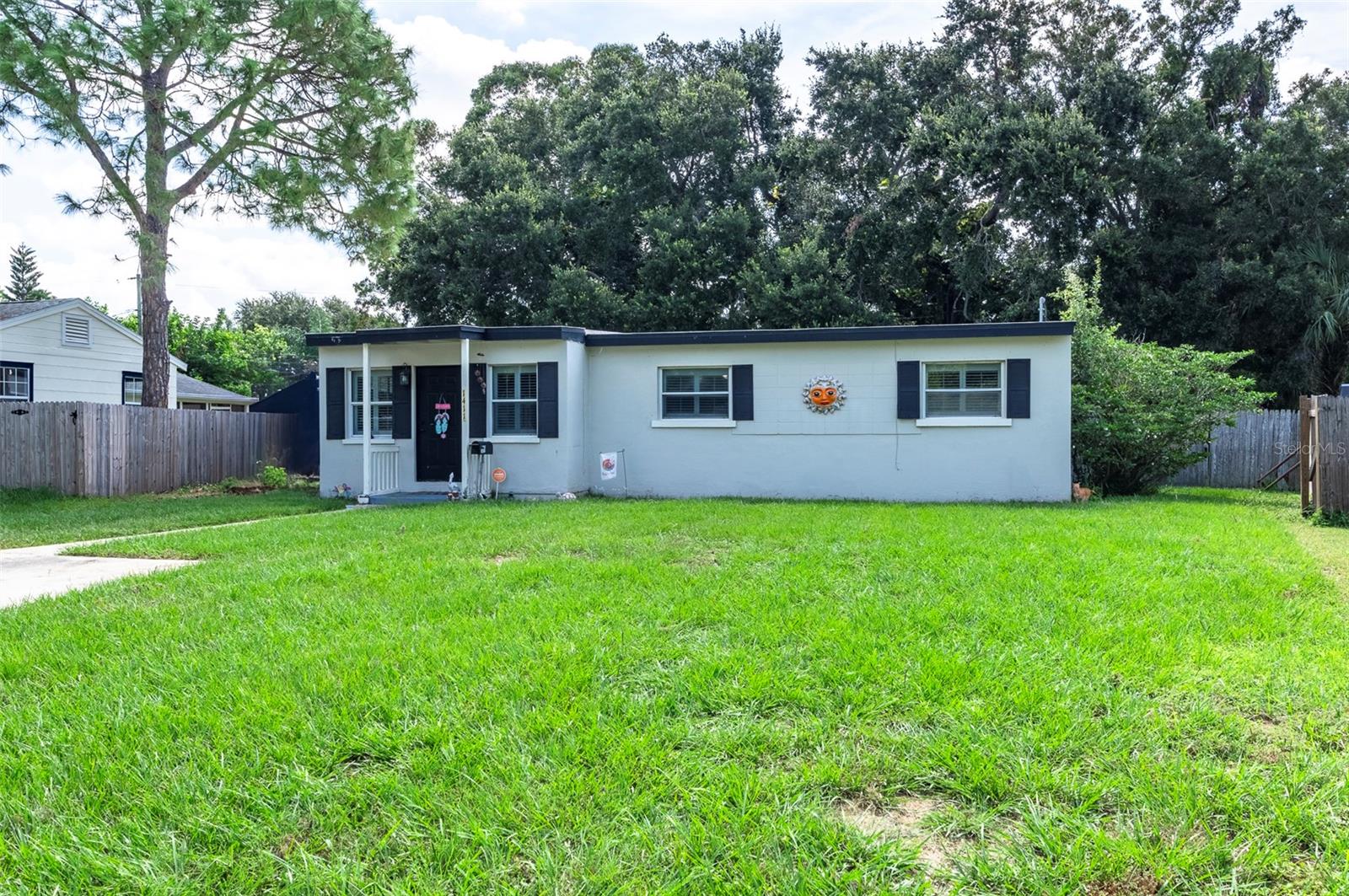 Suffolk St, Saint Petersburg, FL 33710