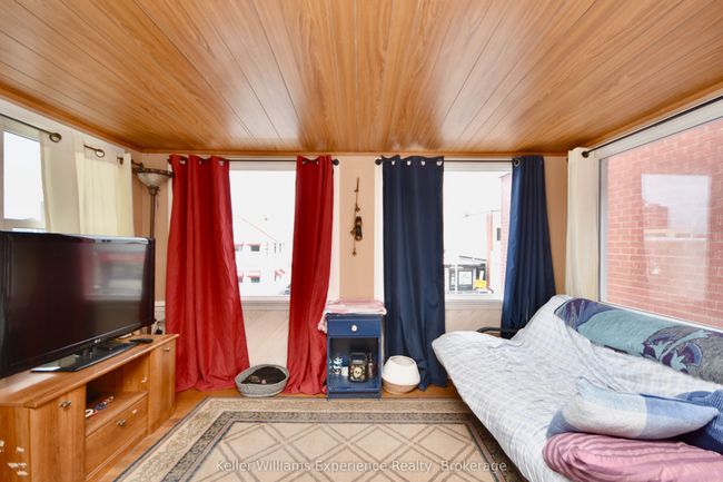 342 King St, Home with 0 bedrooms, 0 bathrooms and 4 parking in Midland ON | Image 35