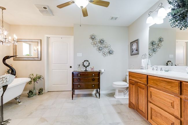 Main Bath | Image 20