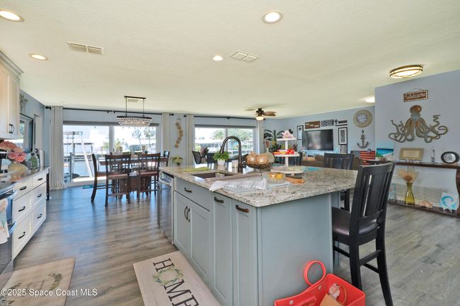 247 Antigua Dr, House other with 4 bedrooms, 3 bathrooms and null parking in Cocoa Beach FL | Image 8