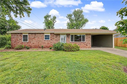 715 N 12th Pl, Rogers, AR, 72756-3455 | Card Image