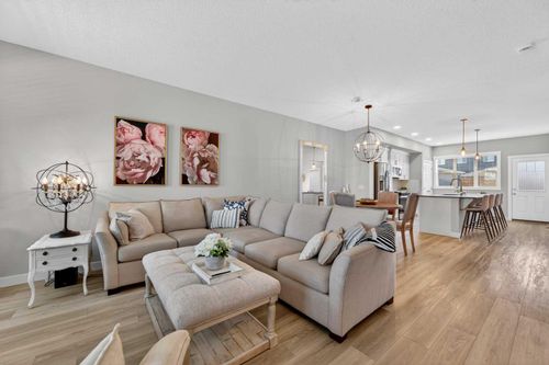 83 Midtown Cross Sw, Airdrie, AB, T4B5H1 | Card Image