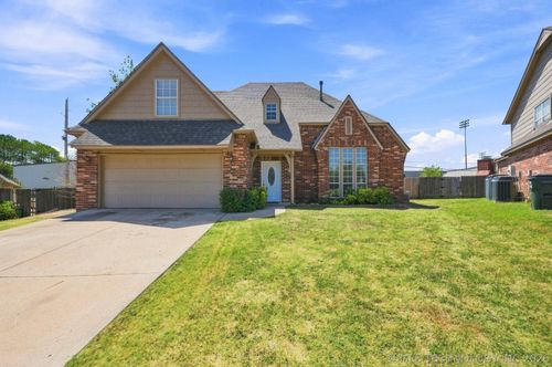 13310 88th Ct, Owasso, OK, 74055-2134 | Card Image
