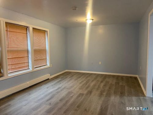 1-765 Arctic St, Bridgeport, CT, 06608-2010 | Card Image