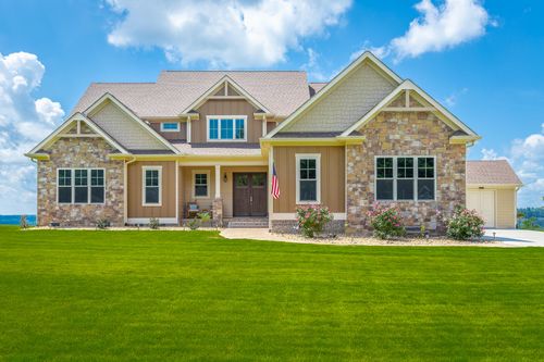 525 Cumberland Cir, Jasper, TN, 37347-1711 | Card Image