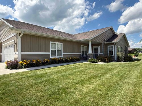 3817 Huntington Ave, Janesville, WI, 53546-4211 | Card Image
