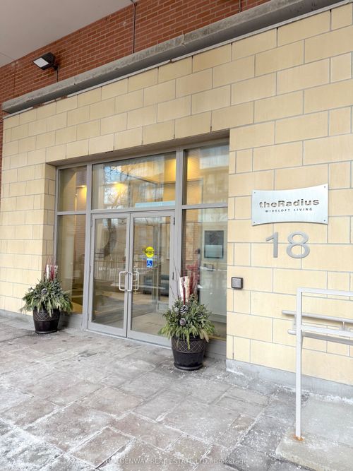 911-18 Merton St, Toronto, ON, M4S3G9 | Card Image