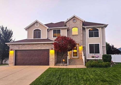 1037 E 1500 N, Layton, UT, 84040-8315 | Card Image