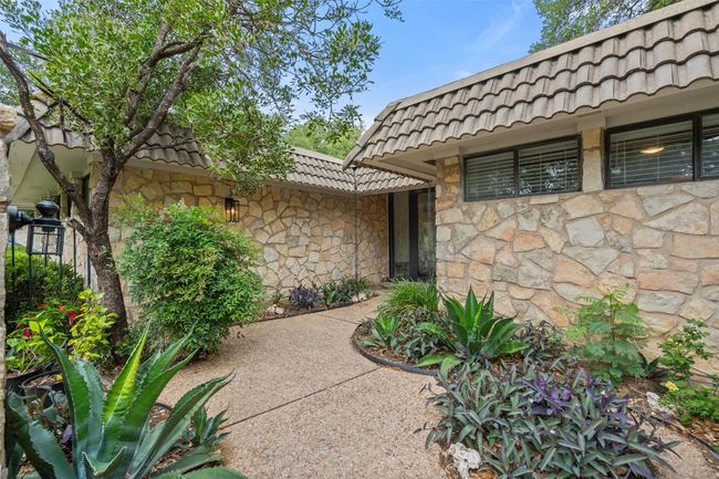 113 Comet, House other with 3 bedrooms, 2 bathrooms and 5 parking in Lakeway TX | Image 28