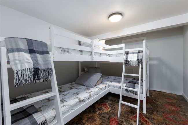 Bunk Room | Image 16