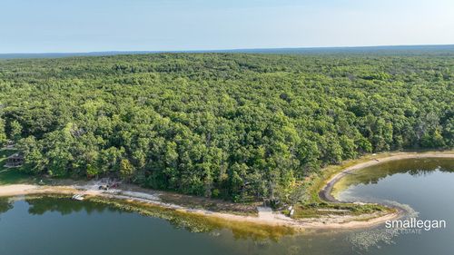 18 W Sandy Beach Ln, Bitely, MI, 49309 | Card Image