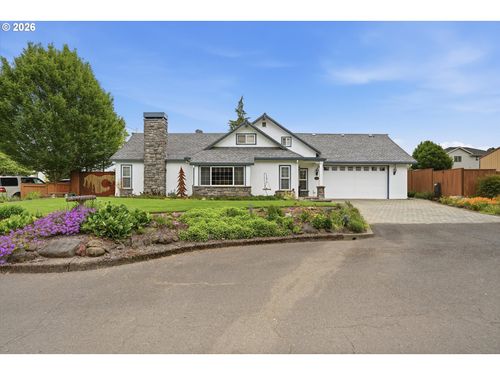 210 W 8th St, Lafayette, OR, 97127-9261 | Card Image