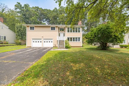 37 Windsor Ln, Cos Cob, CT, 06807-1817 | Card Image
