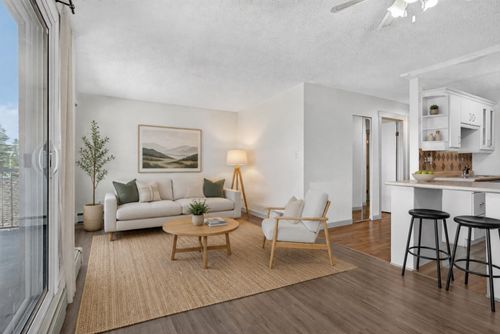 202-809 4 St Ne, Calgary, AB, T2E3S9 | Card Image