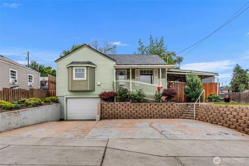 1014 S Mission St, Wenatchee, WA, 98801-3728 | Card Image
